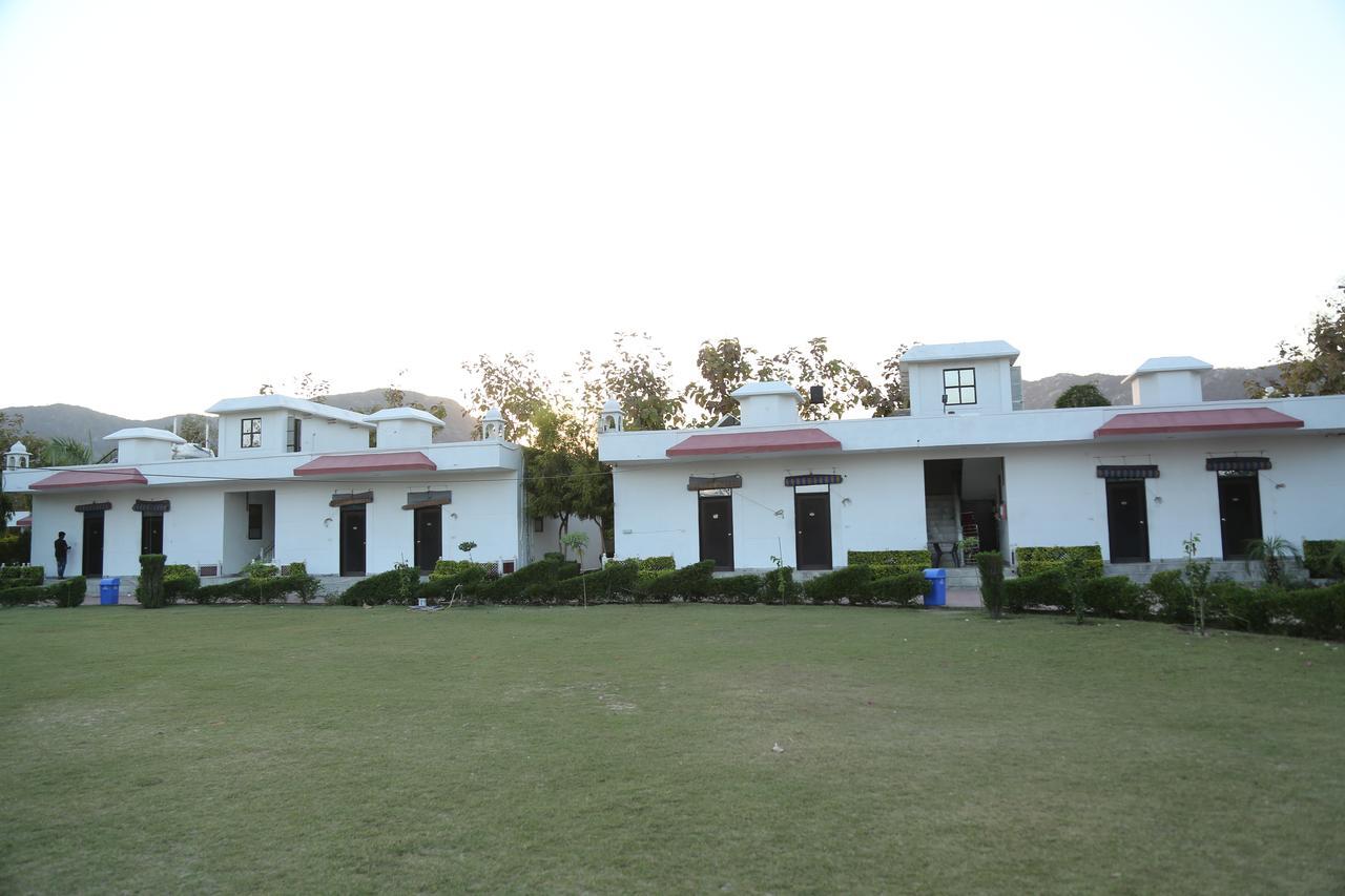 Gulmohar Sariska Resort Bairāt Εξωτερικό φωτογραφία